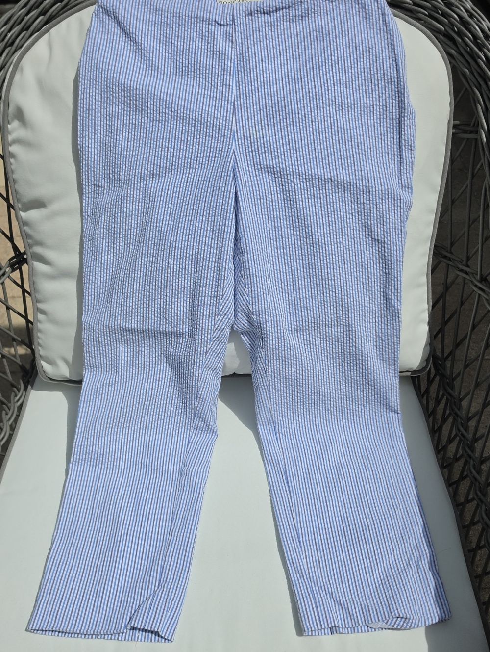 DONCASTER Seersucker Light Blue & White Striped Chinos